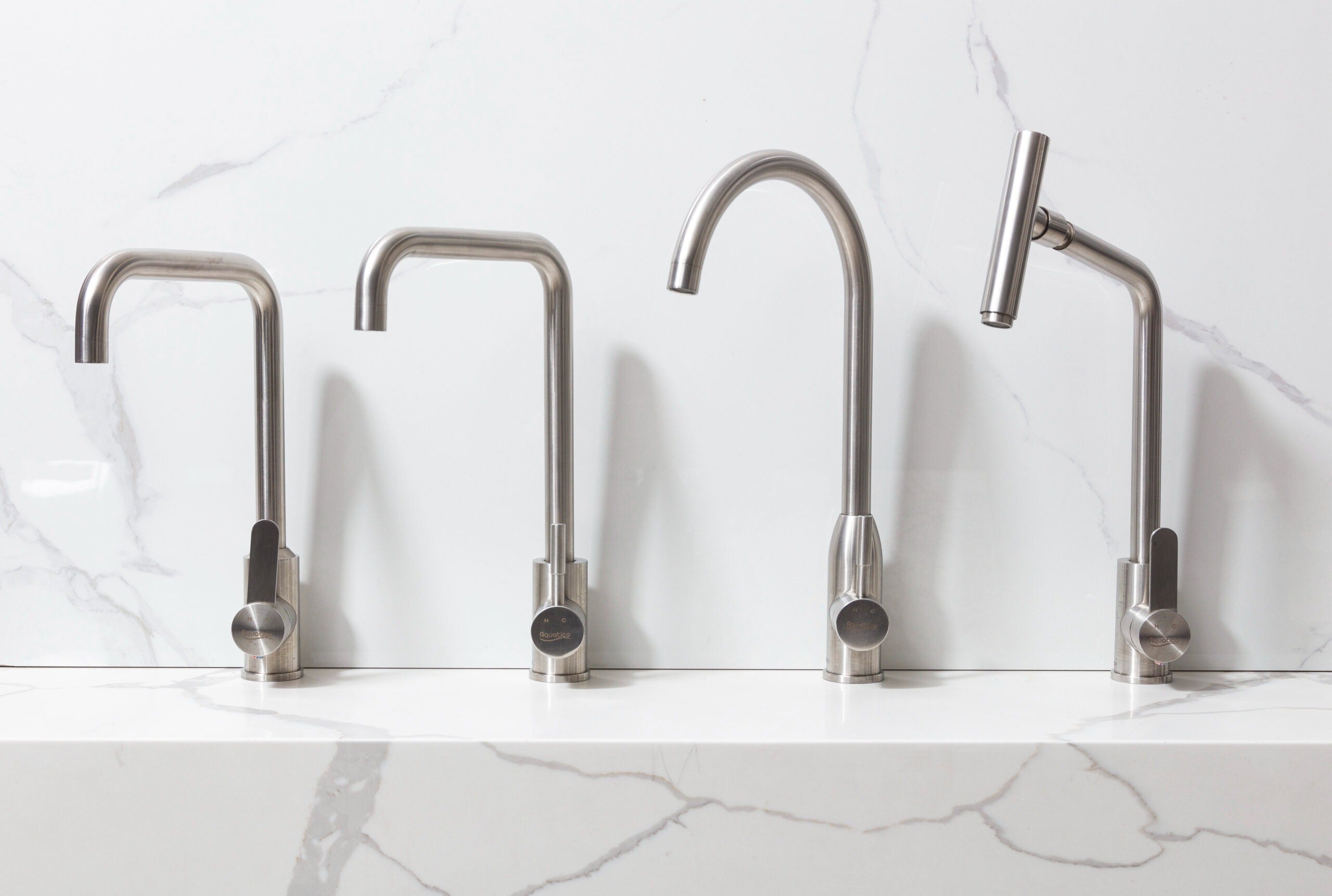 AVANTE Square Swivel Spout Single Lever Mixer Tap