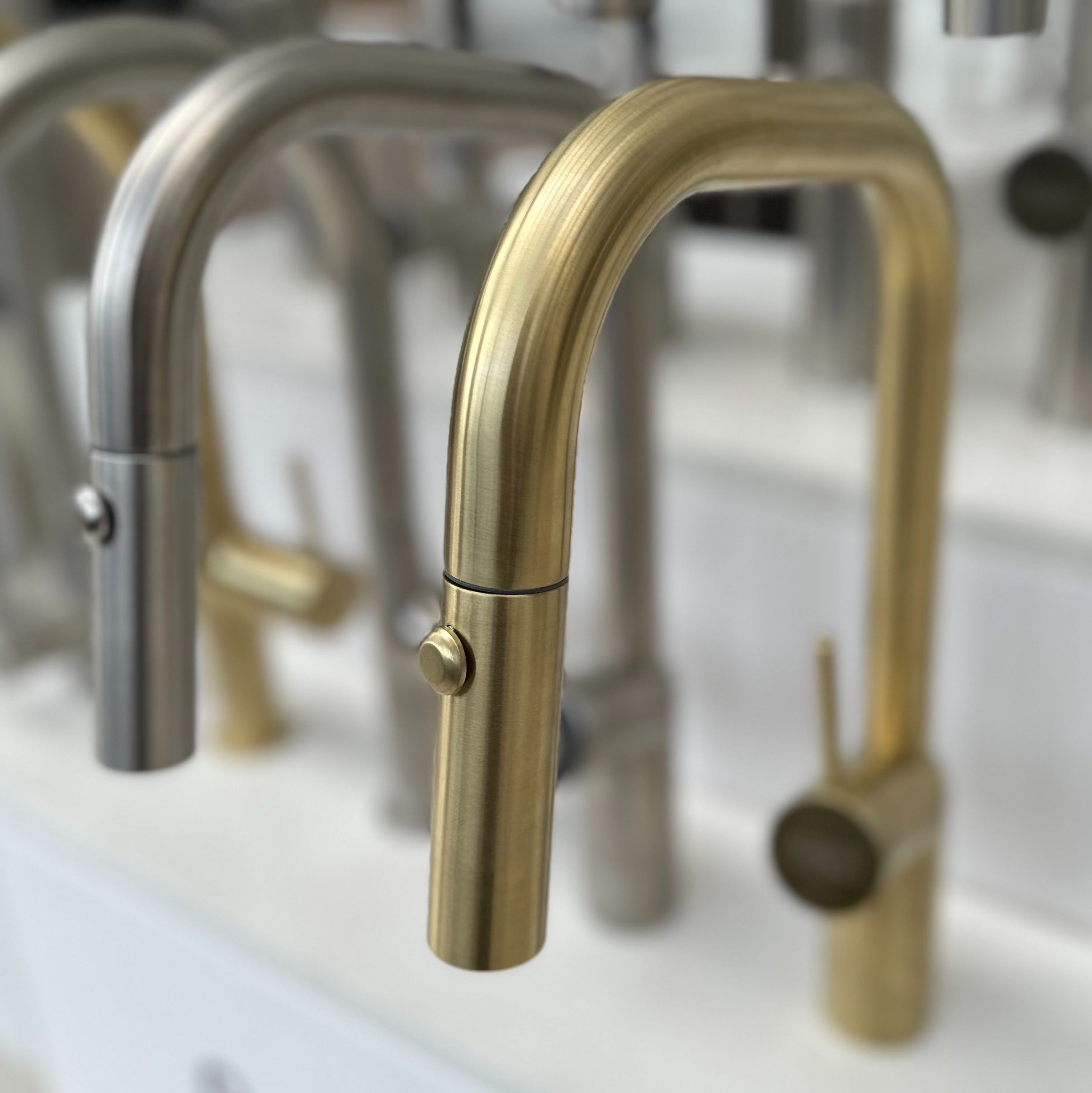 SPIGOLO GOLD  Full Flow Smooth Water Softened Square Swivel Spout With Shower Function